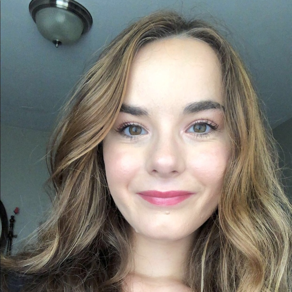 Meet your Posher, Kelly